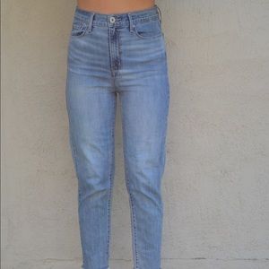levi’s mom jeans
